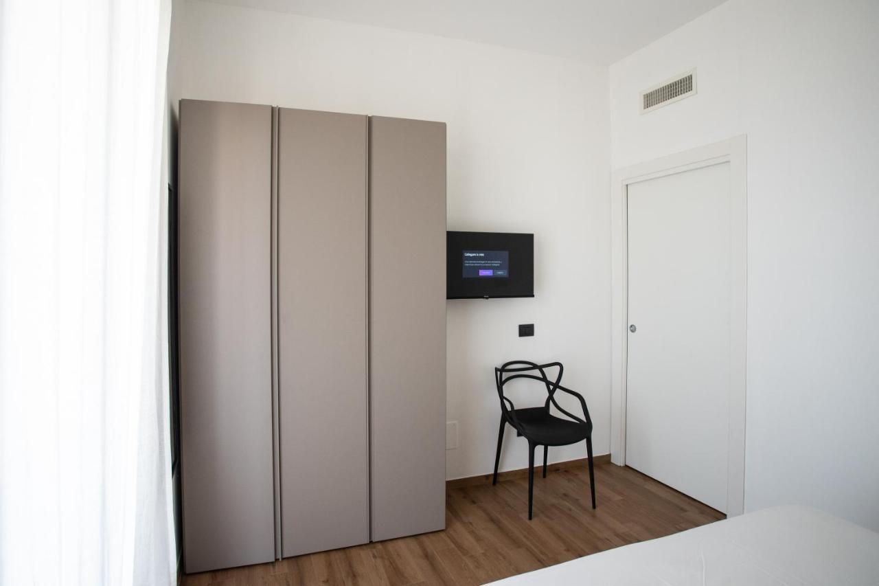 Joya Apartment'S - Milazzo Bagian luar foto